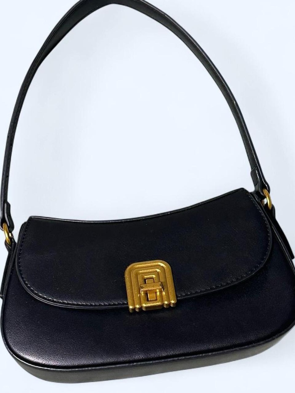 Miztique Lyra Twist Lock Shoulder Bag – Black | Gold Hardware